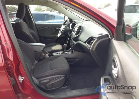 2019 Jeep Cherokee Latitude Fwd из США, поврежденный, VIN 1C4PJLCB9KD247572